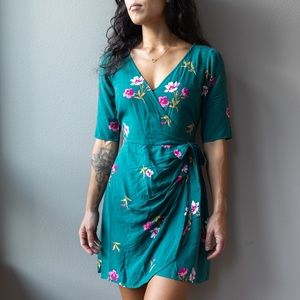 Abercrombie & Fitch Viscose Wrap Mini Dress